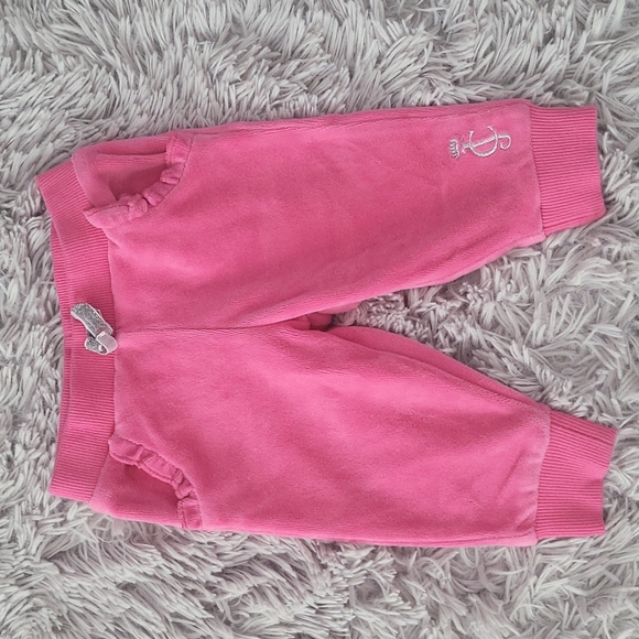 Juicy Couture Pink Baby Girl Outfit - Picture 6 of 7